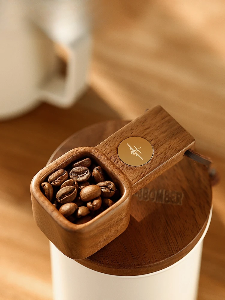 For MHW-3 Bomber Jove Japanese vintage walnut short-handled coffee beans/powder spoon