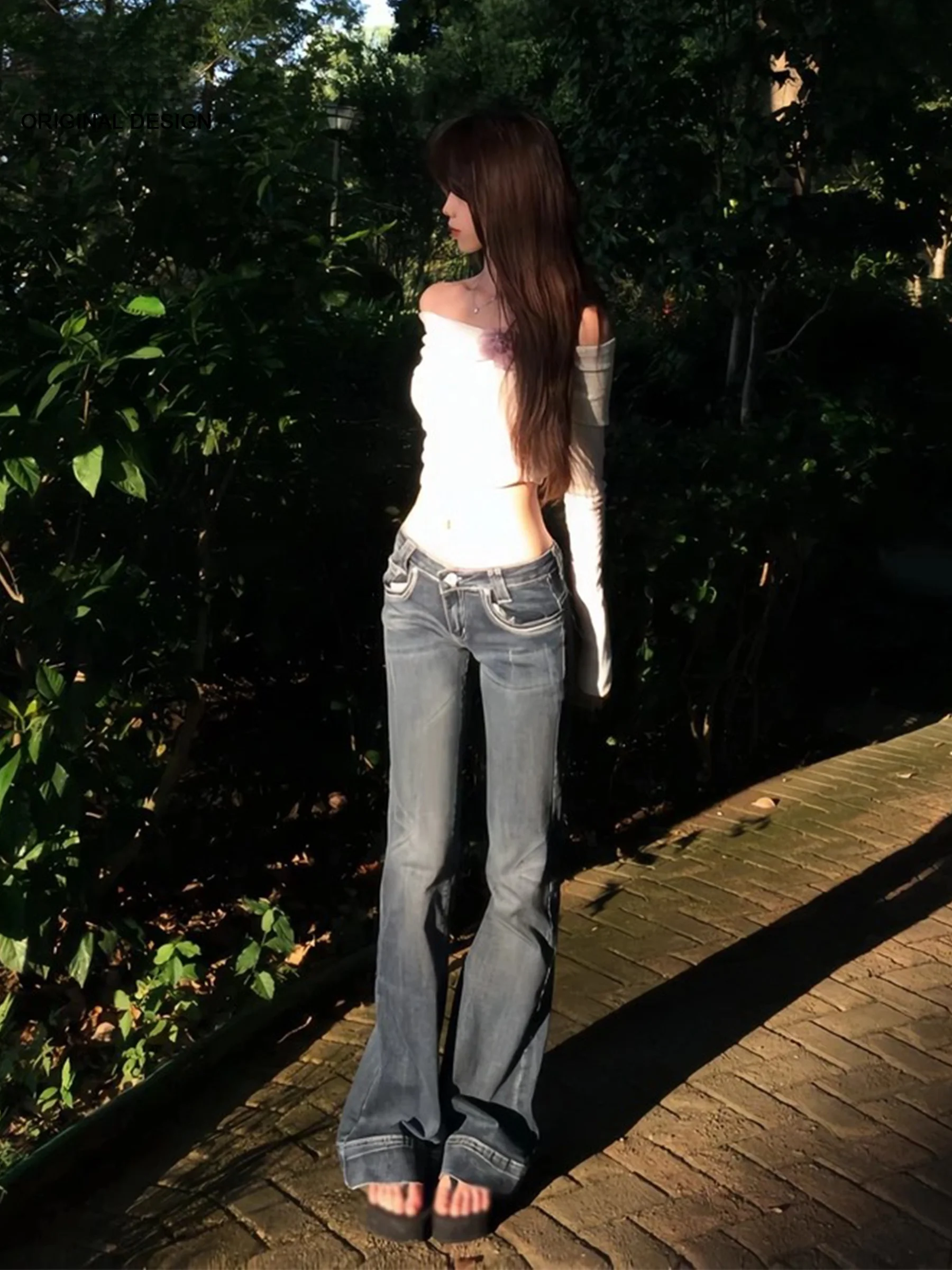 

Slim Fit Bell Bottom Denim Jeans Women's Deep Blue American Style Summer New Arrival Casual High Waist Pocket Detail Jeans