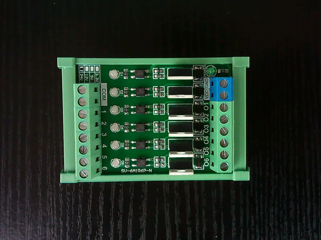 

6-way PLC amplifier board input universal output NPN optocoupler isolation board transistor board 5V 12 24V