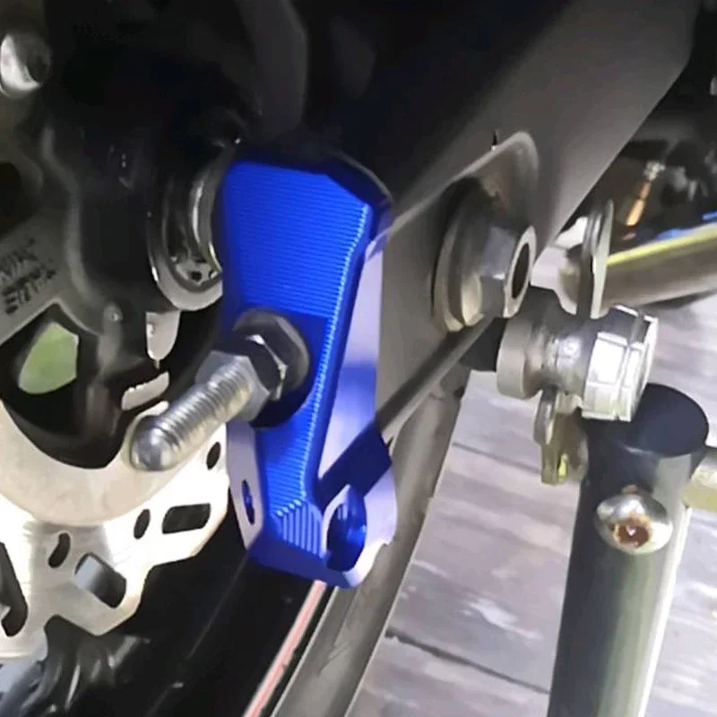For Yamaha YZF-R25 YZFR25 13-18 YZF-R3 YZFR3 YZF R3 R25 ABS MT 03 25 MT03 MT25 Rear Axle Spindle Chain Adjuster Blocks Protector