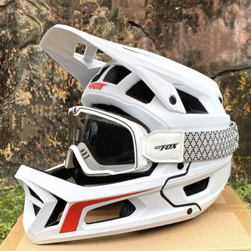 

BATFOX Downhill Mountain Bike Helmet Adult Enduro Full Face Helmet Integrally Molded Motorcycle Riding Safety Bicycle Helmet