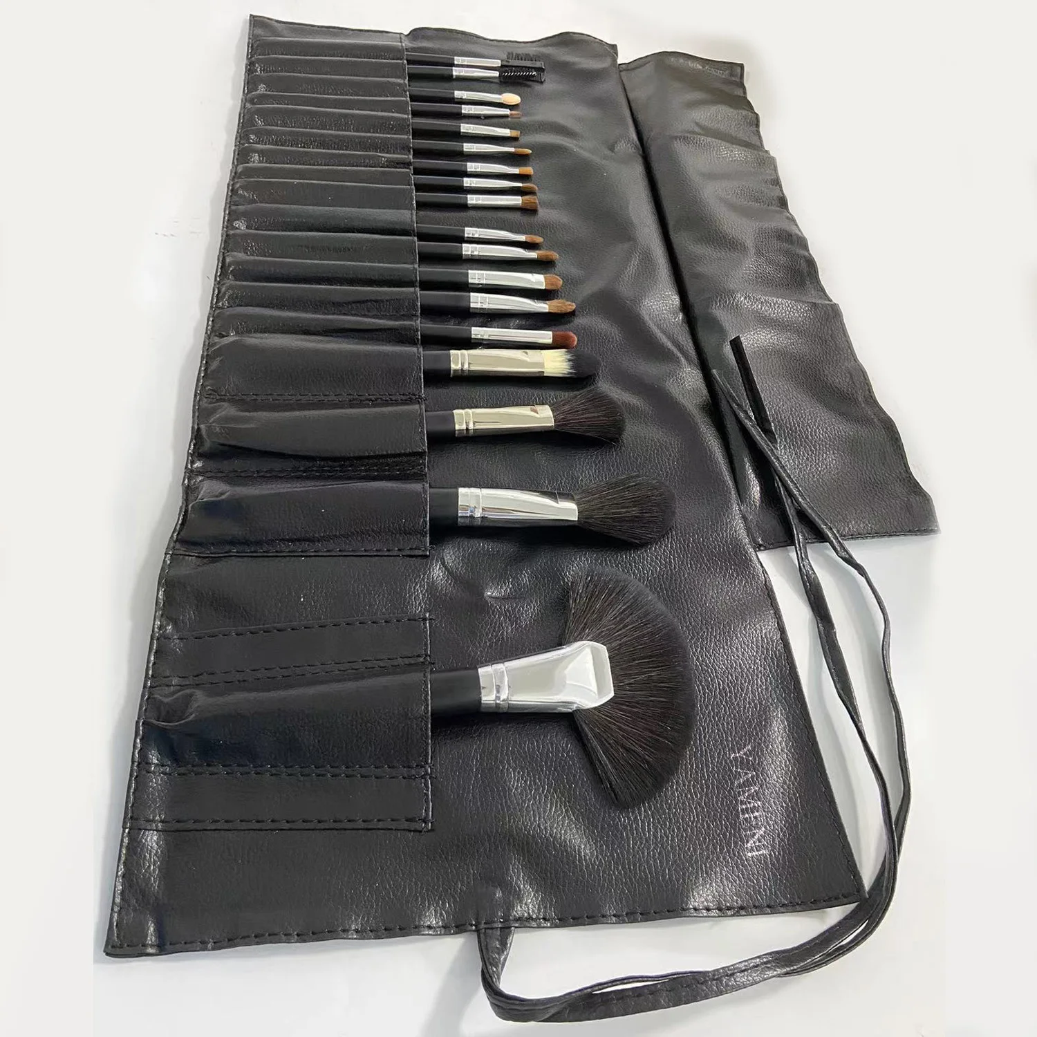 18pcs Natural Animal Hair Makeup Brush Set Factory Direct Sale New Soft Leather Bag Portable Pack Beauty Tools Kit