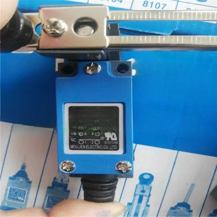 For moujen roller travel switch limit micro switch ME-8108 open and close  new spot