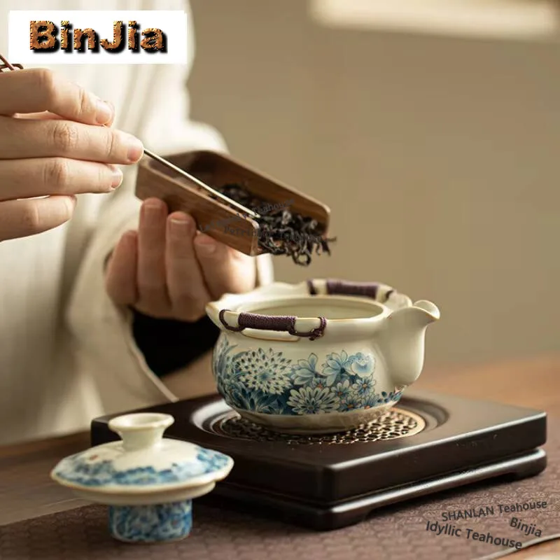 200ml Ru Kiln Ceramic Hand-grasp Teapot Creative Auspicious Clouds Tea Pot Boutique Pot Tea Soaking Kettle Tea Ceremony Crafts