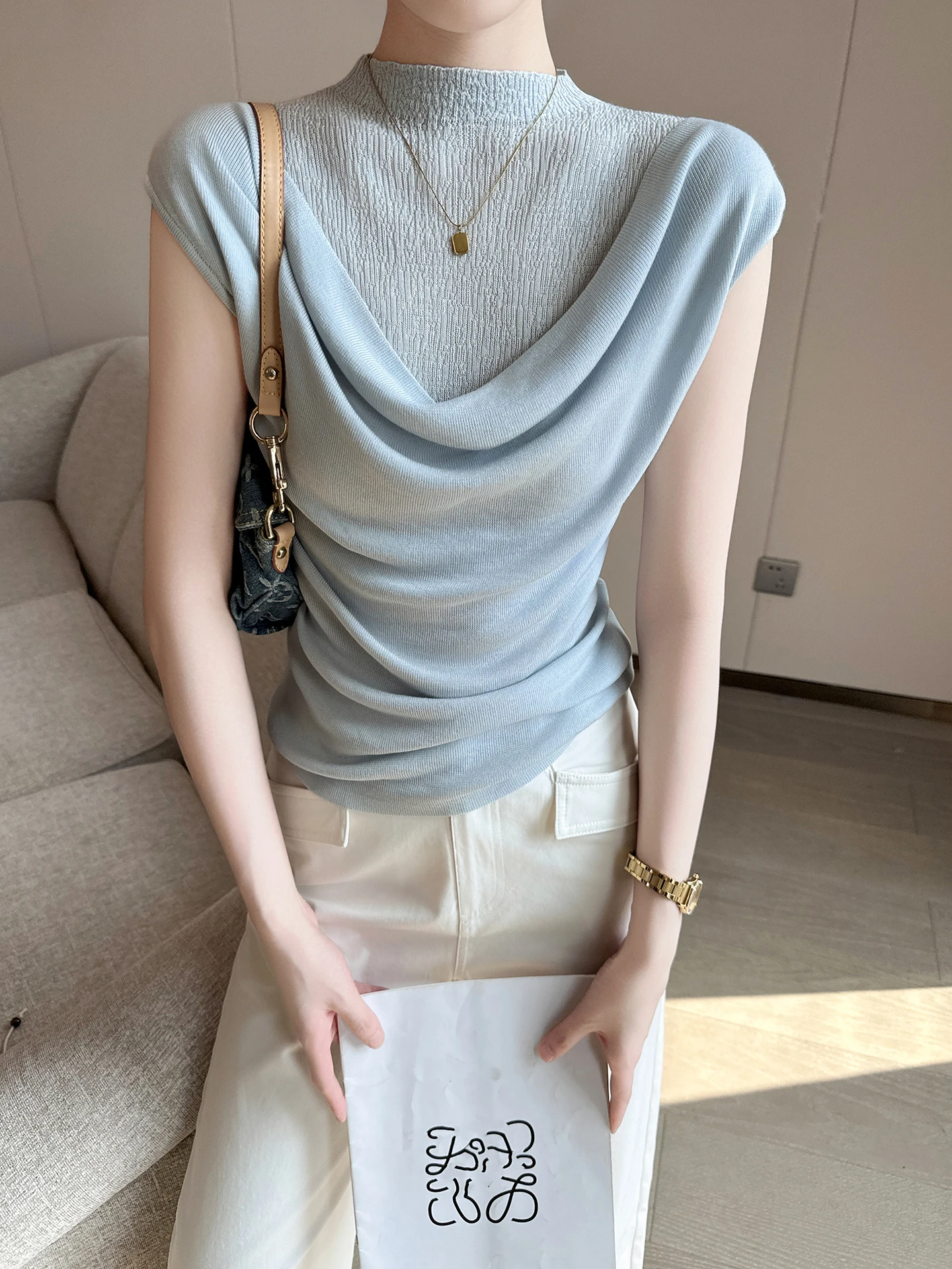 

Light Blue Sleeveless Knitted Women's Top Skin-friendly Breathable Slim Fit Patchwork round Neck Casual Summer New Arrival