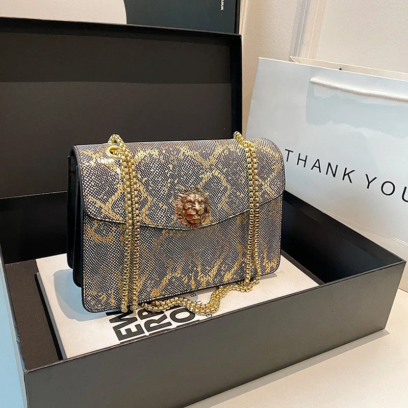 

Crocodile-patterned high-end versatile women's bag - phone case bag - single-shoulder makeup small square bag makeup bag 39