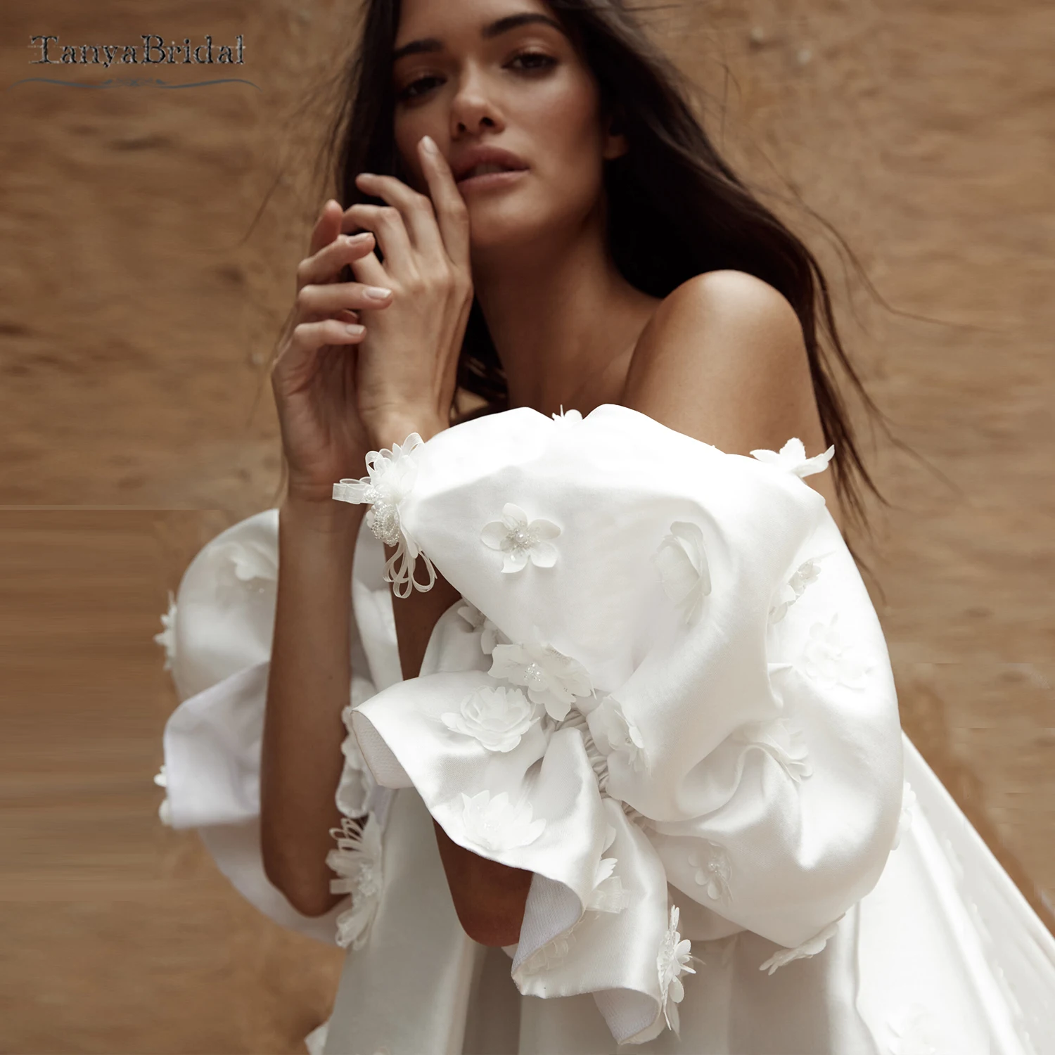 

Съемные объемные рукава с открытыми плечами. Нежная 3D цветочная аппликация, съемные перчатки на манжетах Chic DG296