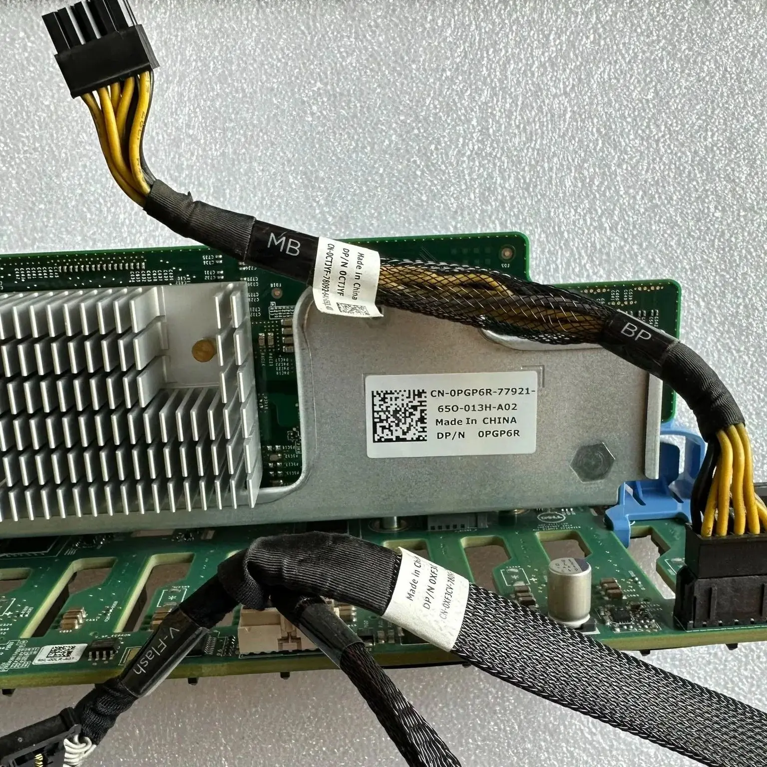 FOR Dell 0PGP6R PGP6R 02RRVJ 2RRVJ R730xd PowerEdge 24bay SFF Backplane nvme with cable