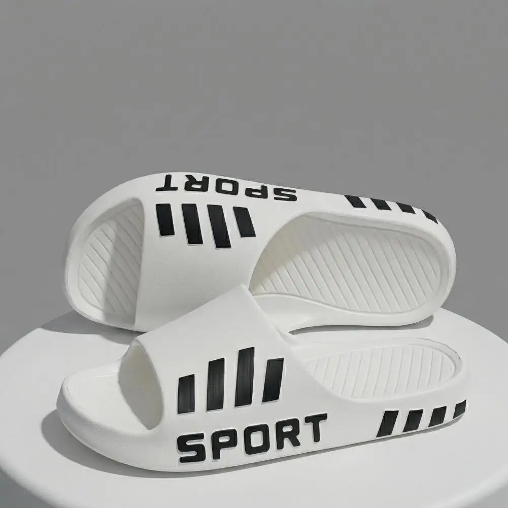 

Men's contrasting color anti slip slippers EVA home shoes are soft comfortable and of high quality in summer