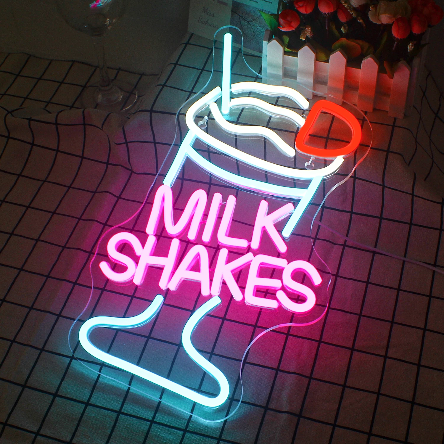 Letrero de neón de helado Mike Shakes, letreros de neón para decoración de pared, luces Led de neón de bebida, letrero de luz de arte, tienda de postres, lámpara de Bar