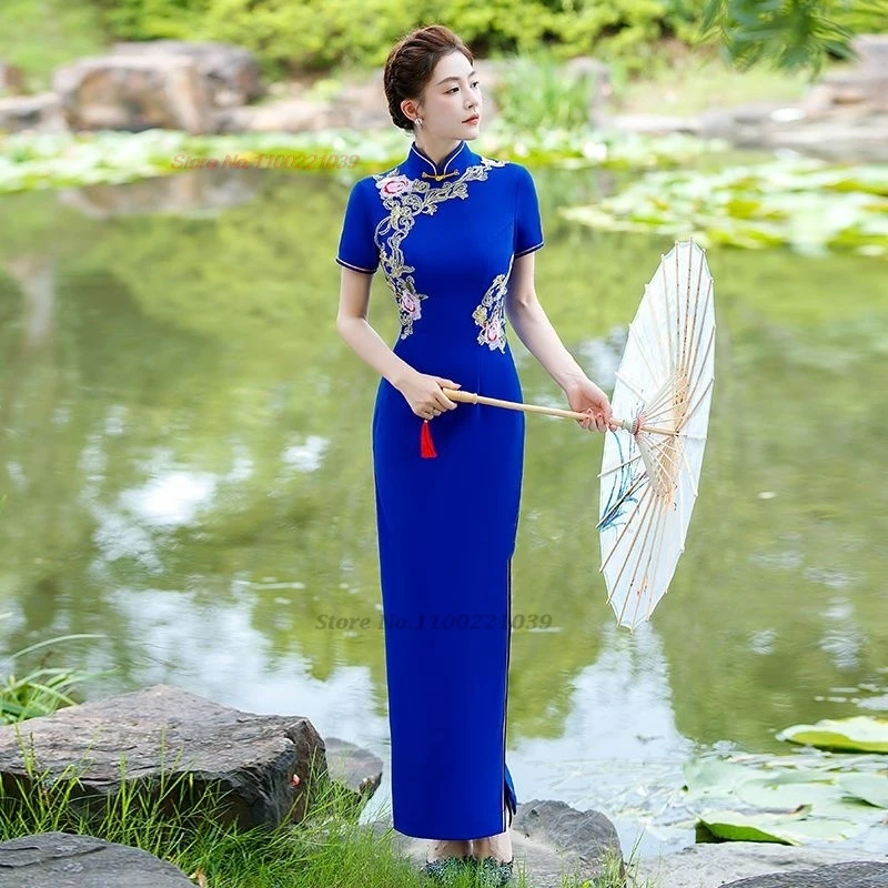 

Китайское винтажное платье 2025 года, улучшенное Cheongsam, восточное банкетное вечернее платье, национальная цветочная вышивка, торжественное народное платье Ципао