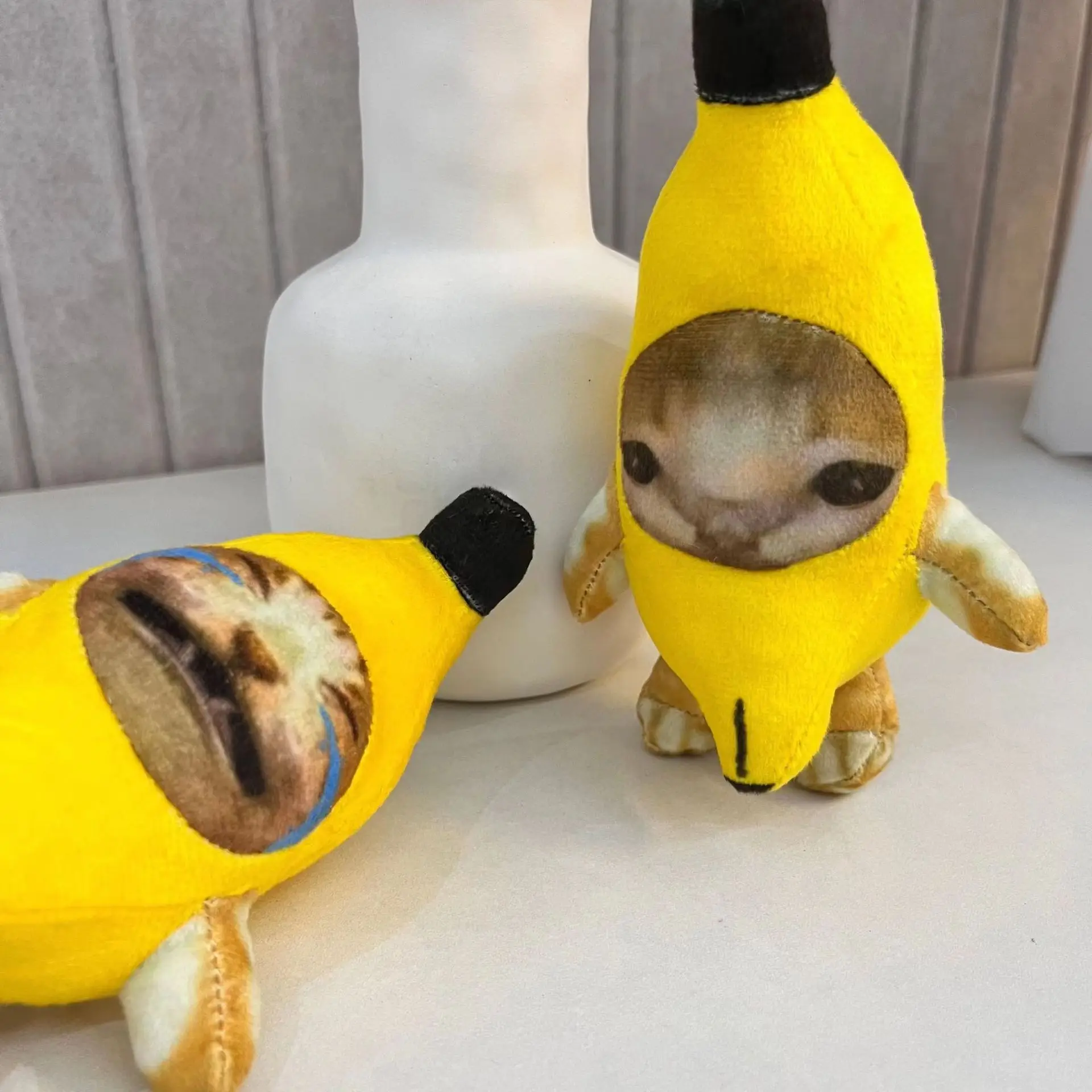 18cm Funny Banana Cat Pendant Talking and Crying Plush Toy Voice Rag Doll Doll Pendant Creative Plush Doll Keychain Pendant