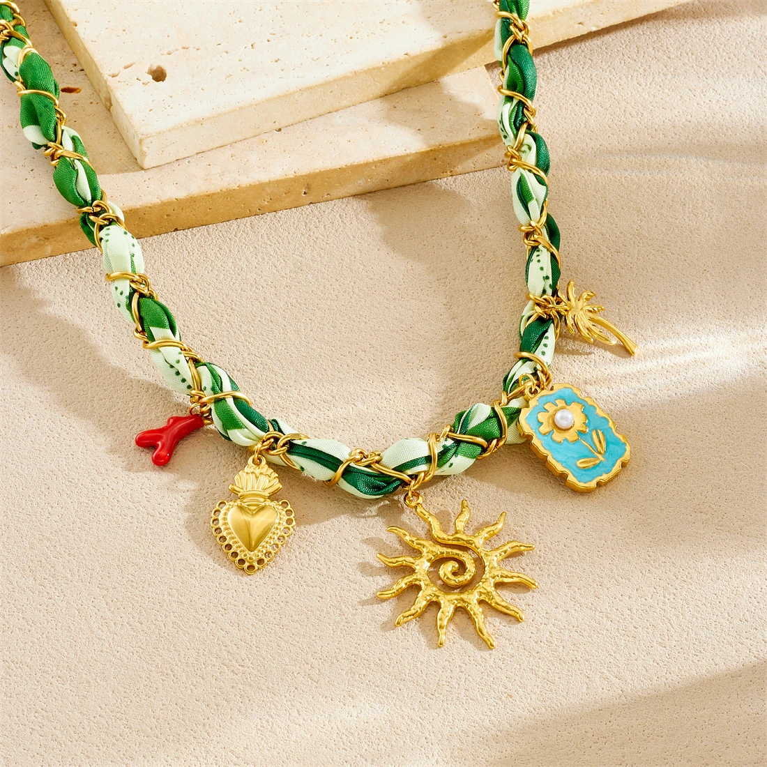 316L Stainless Steel Novelty Design Pearl Flower Spiral Sun Heart Pendant Necklace Women Personalized Trend Neck Chain