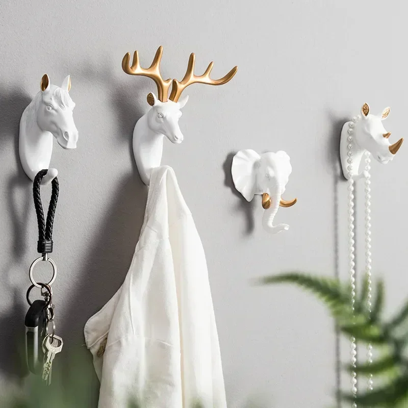 Wall Mounted Hooks Animal Head Rack Coat Caps Wall Hanger Horse Giraffe Elk Elephant Hooks Decorative Decor Bathroom Accessories