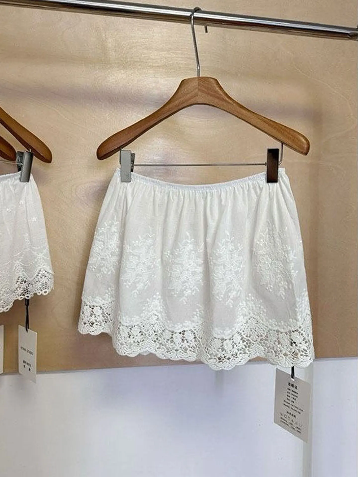 

plus Size Lace under Skirt Women's White Layered Wear Anti-Light Half Skirt Elastic Waist Bottoming Skirt Spring 2026 New Style