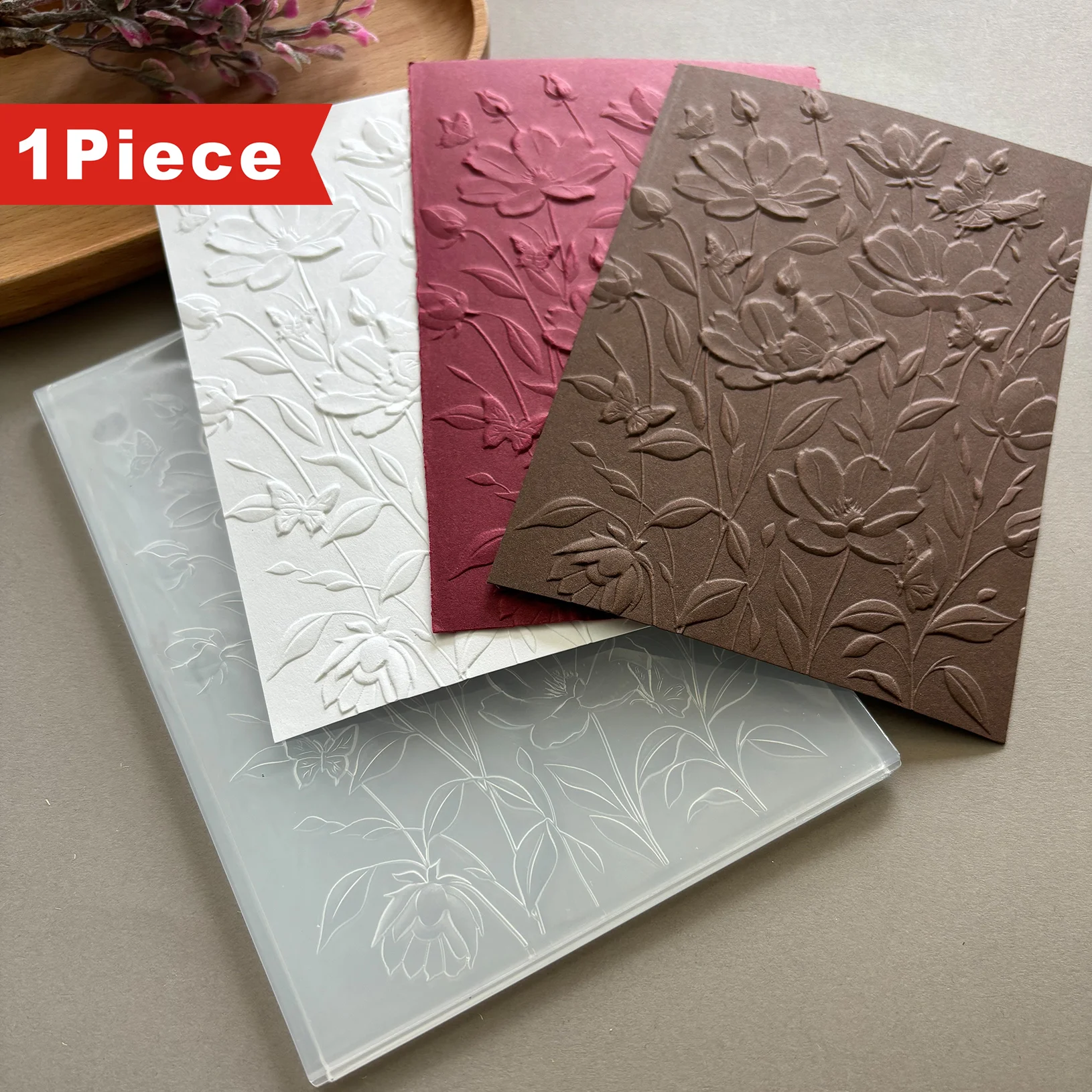 Diseña una carpeta en relieve 3D títida 'La belleza del alivio: reproducción artística de flores y la naturaleza', hecha de plástico duradero,