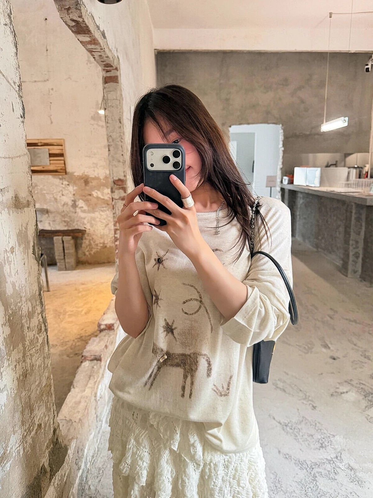 Sweet Sakura Model Star Printed Long Sleeve T-Shirt Women's Loose Fit Top Breathable Skin-Friendly round Neck Casual Shirt