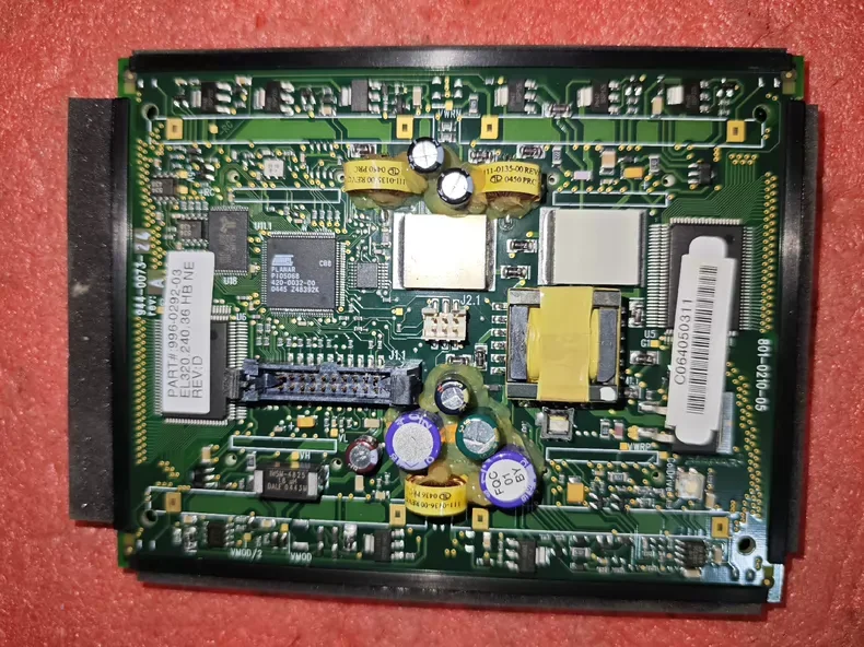 

Проверенный, исправный ЖК-экран 5.7”EL320.240.36 HB NE.