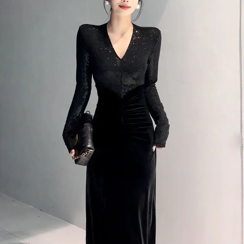 New Spliced Temperament Dress V-neck Pleated Slimming Long Skirt Fashion Color Blocked Long Sleeved Light Luxury Skirt Dresses