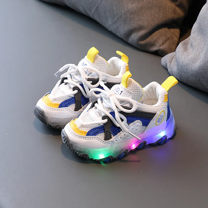 Zapatillas Kid Led Glowing Sport Shoe for Boy Girl Mesh Breathable Light Up Kid Shoe Gril Casual Shoe Luminous Running Shoetenis