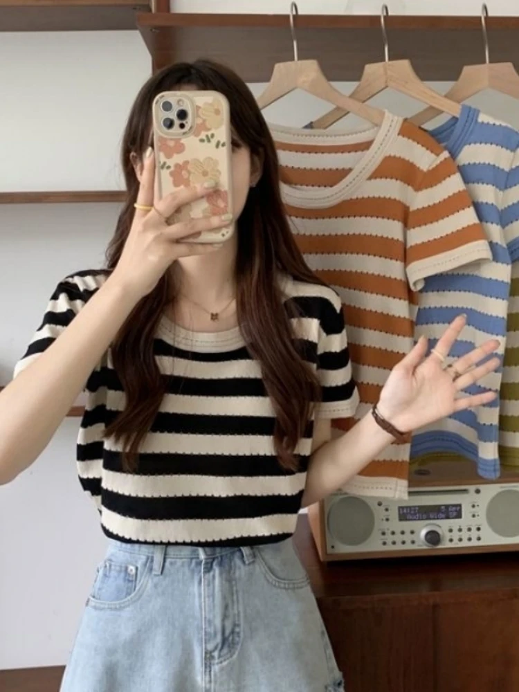 

Retro Striped Knitted Short Sleeve T-Shirt Women's Loose Design Hollow out Trendy Top Polyester Fiber Sweet Style Summer New