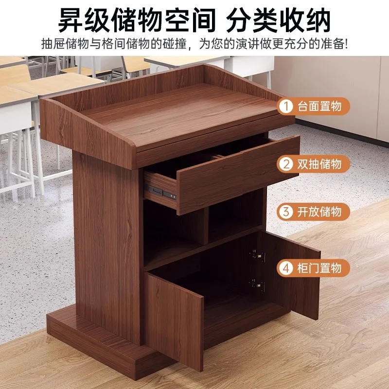 The school's wooden podium is reinforced and reinforced to bear loads, and the teacher lecture platform is also a training class