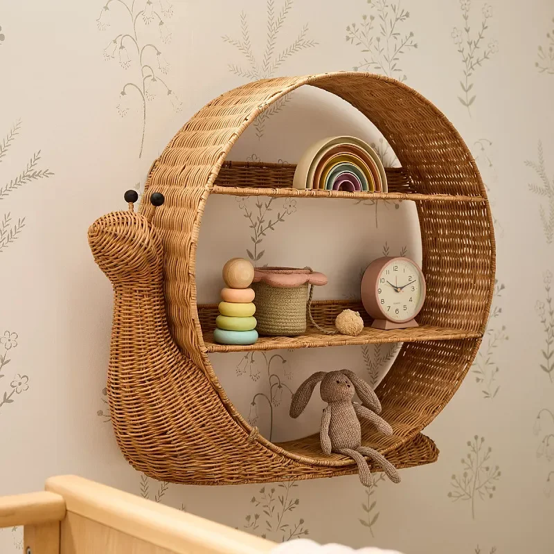 Rattan wall hanging rack wall hanging snail type decorative storage finishing rack Home finishing storage basket wall rack