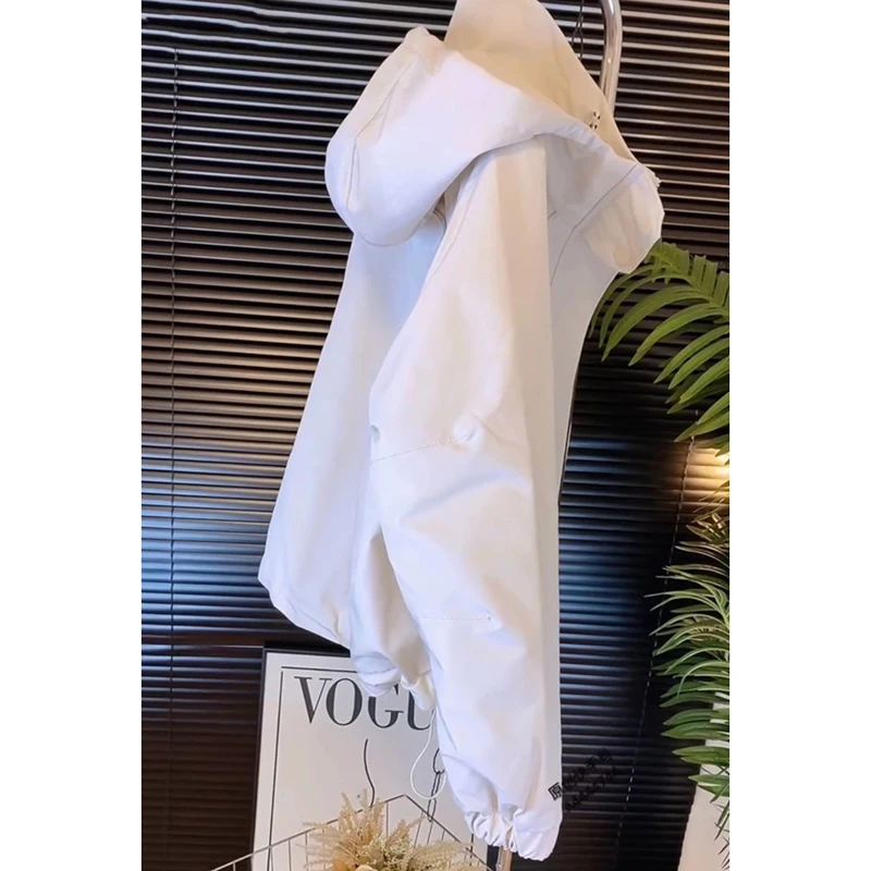 المرأة قصيرة الخريف الشتاء خندق معطف مقنعين سترة واقية غير رسمية فضفاضة ملابس خارجية فاخرة الإناث الرطبة تهمة سترة