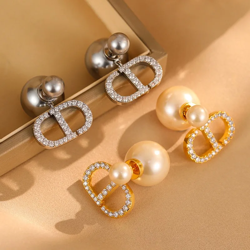 

Серьги с небольшим циркониевым вставным элементом и жемчугом CD, женские, в стиле новой ретро-моды, легкая роскошь, универсальные, в форме свиного носа, высококачественные