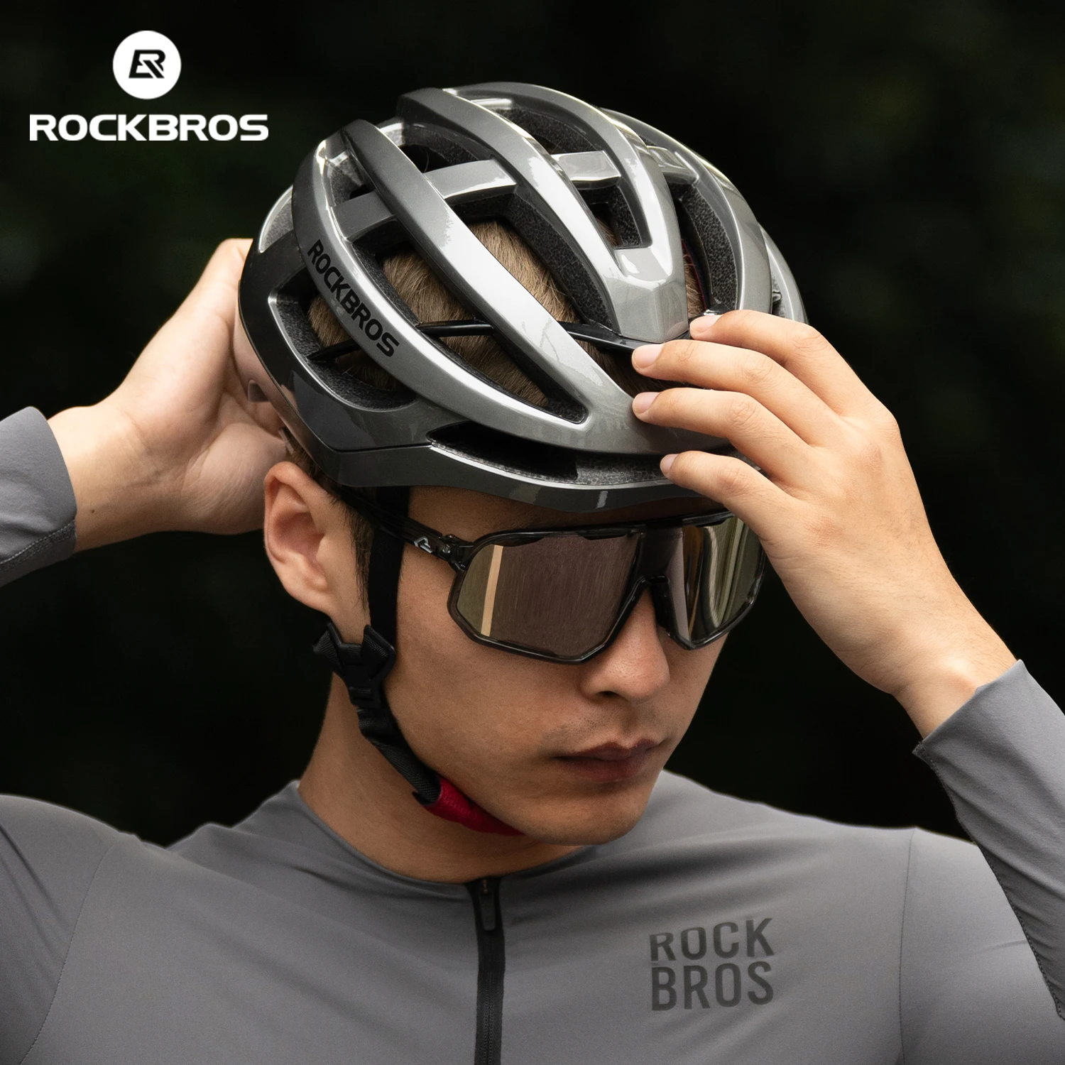 ROCKBROS Cycling Helmet Ultralight Breathable Integrated Helmet Adjustable Magnetic Buckle Cycling Head Protection Safety Helmet