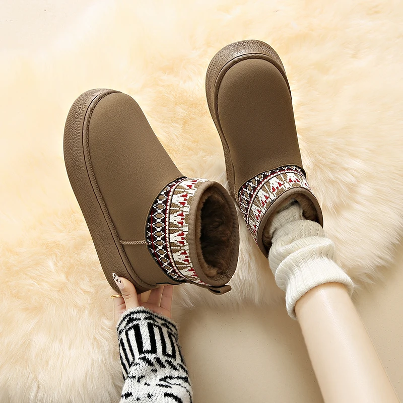 أحذية نسائية عصرية ودافئة، أحذية ثلج شتوية من جلد الغزال، أحذية قطنية مضادة للانزلاق، بسيطة وخفيفة الوزن