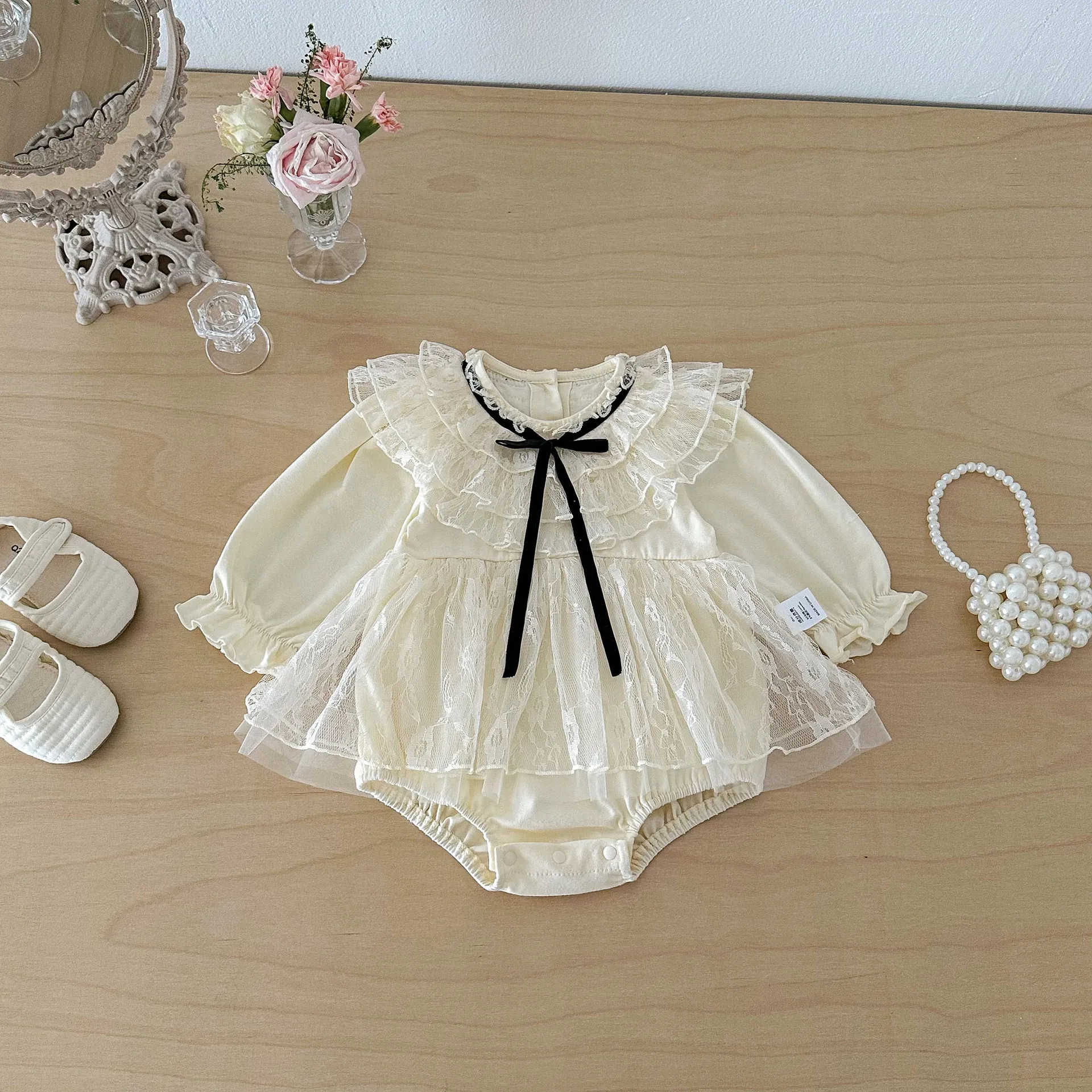 

Детская одежда 2026 Весна Новинка: Боди с длинным рукавом для девочек, кружевное платье-ромпер для малышей, на 100 дней, на день рождения, для новорожденных