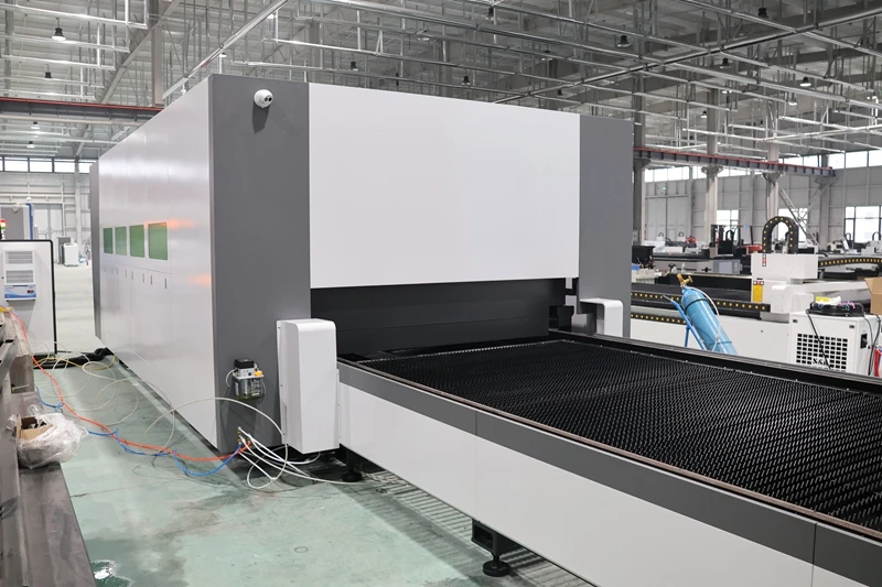 laser cutting machine 3015 fiber optic laser cutting machine 2000w 3000w fully cover metal laser cutting machine