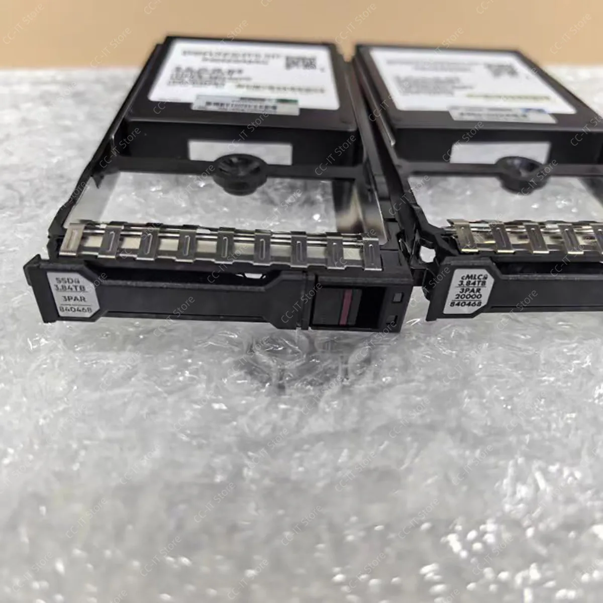3.84TB SAS 12Gb 2.5'' Enterprise SSD 840468-001 M0T63A Storage Array Solid State Drive