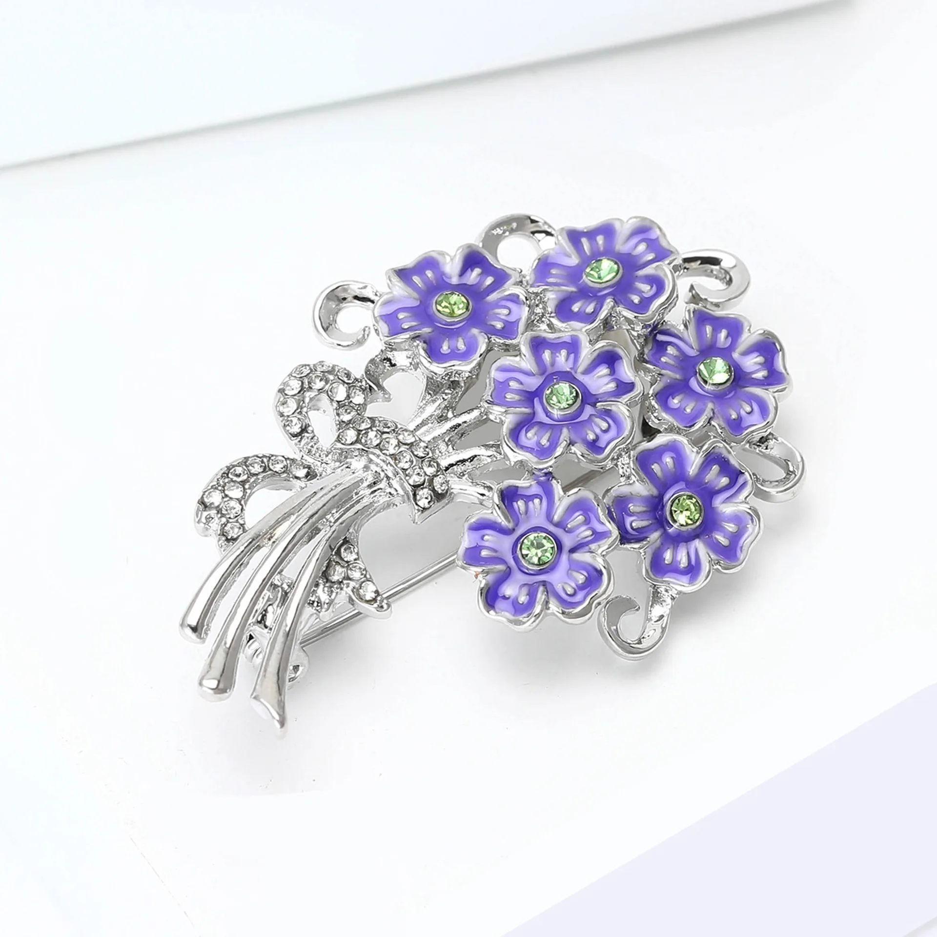 النسخة الكورية الجديدة بروش زهرة كروية رائعة مطرزة بالزيت من حجر الراين مع مزاج عصري