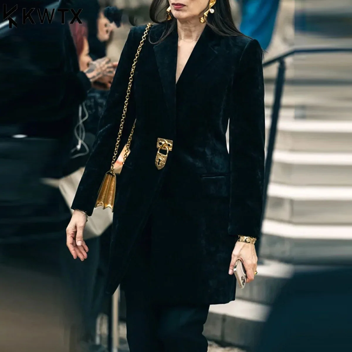 

KWTX женские однотонные модные пальто на пуговицах для женщин с лацканами и длинными рукавами в стиле пэчворк, темпераментное пальто на шнуровке, женская одежда