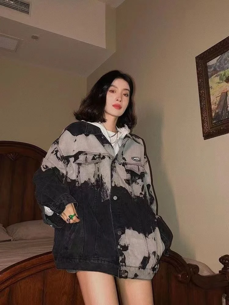 

Vintage Oversized Denim With Contrast Tie Dye Snap Button Collar Streetwear Style For Spring Autumn