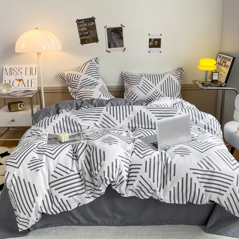 4-piece bedding set comforter set Soft and comfortable  for be suited to four seasons Suitable for the room dormitory