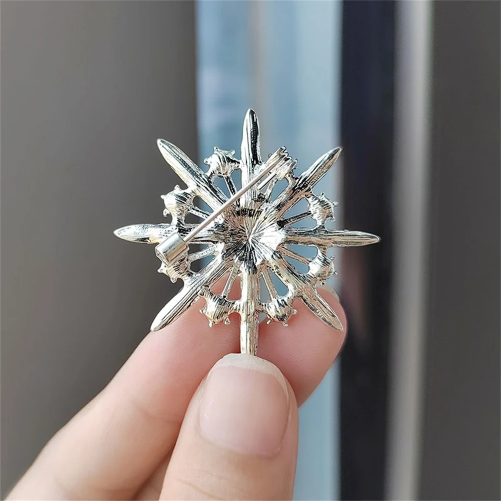 بروش نجمي مع أحجار الراين الشفافة للرجال والنساء ، عباءة طية صدر السترة ، كريستال لامع ، دبابيس نجوم مثمنة ، إكسسوارات الموضة ، مجوهرات مأدبة #4