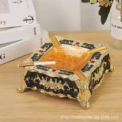 1Pcs European style square three-dimensional relief ashtray, household ashtray suitable for living room, office desktop