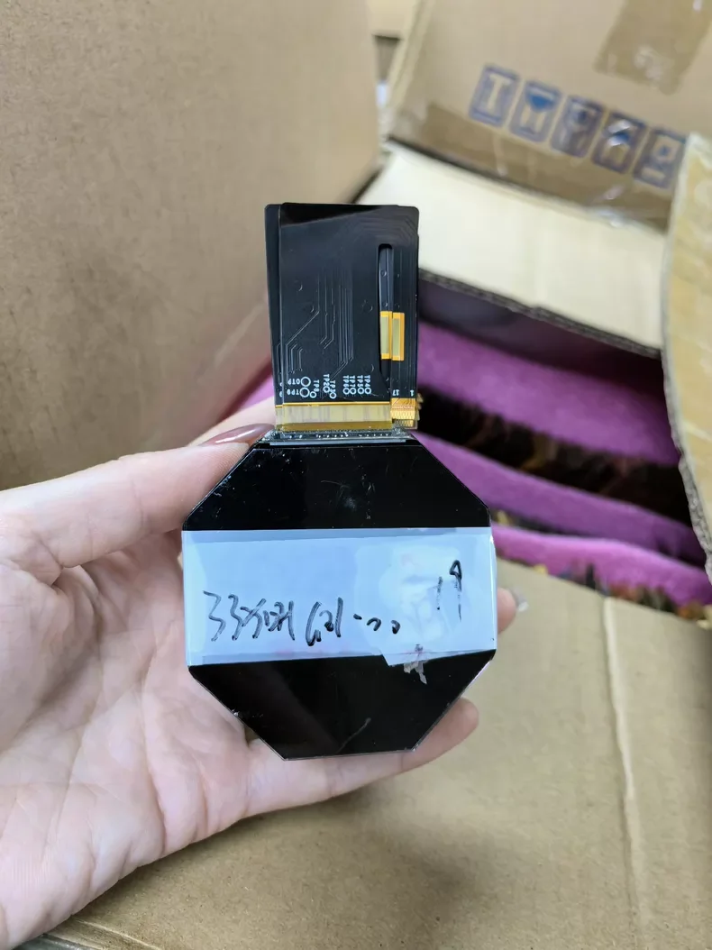 schermo-lcd-tm033xdhg01-da-24”-testato-e-testato-per-la-sua-integrita