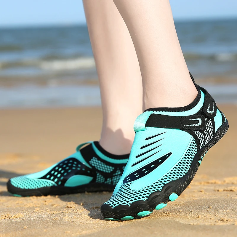 

MAIJIAKA Men Beach Aqua Shoes Hiking Water Shoes Wading Sneakers Swimming Shoes Quick Dry Barefoot Upstream Surfing Slippers