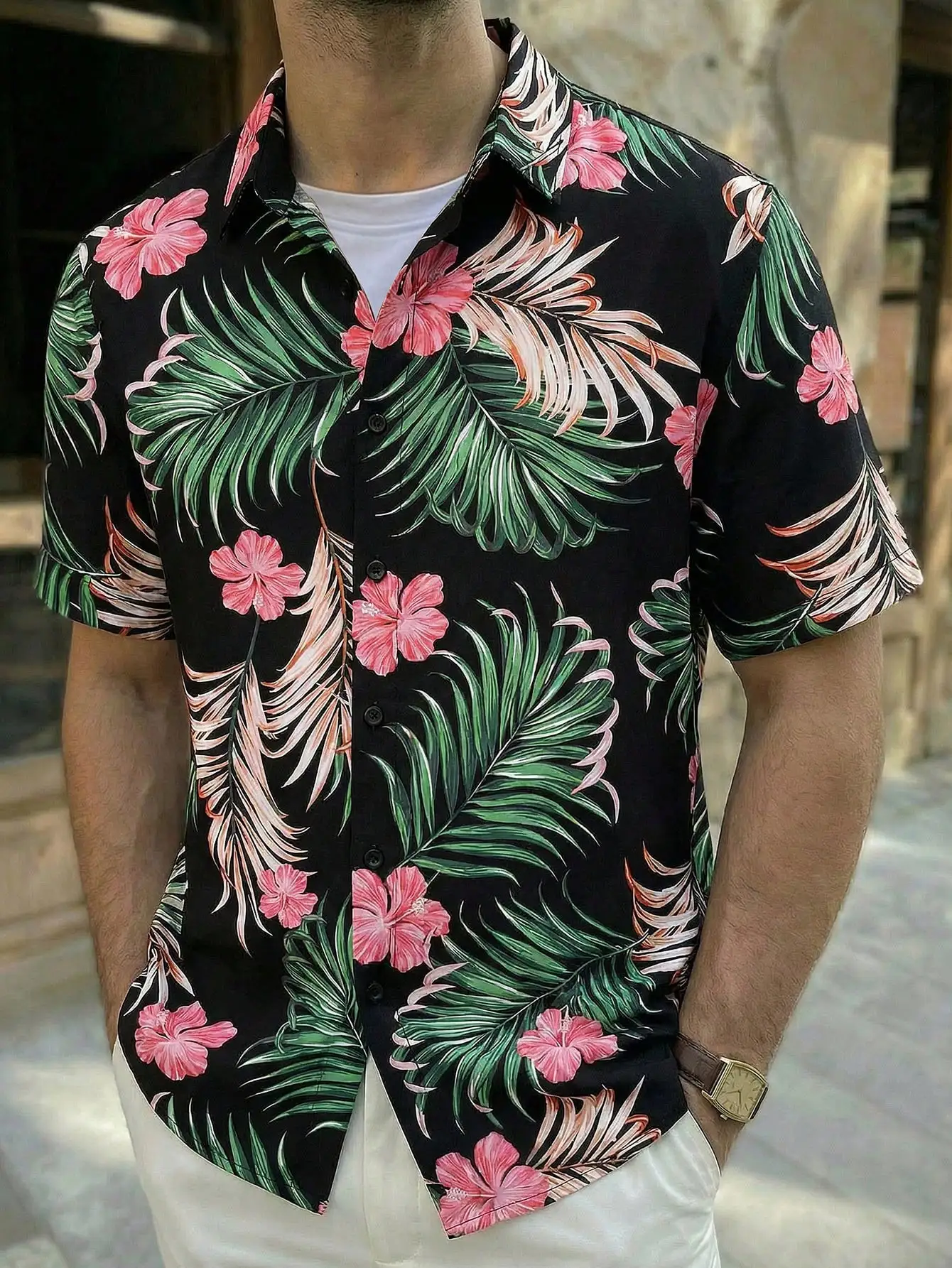 

Men's Black Tropical Print Short Sleeve Button-Up Shirt for Summer Vacation