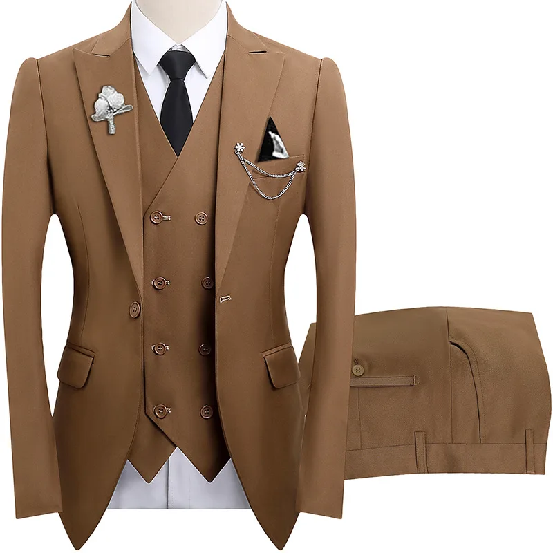 

Wedding Tuxedo Suit Three-Piece Set for Groom And Best Man Formal Men's Clothing Elegant Special Wide Fit Button Decorated