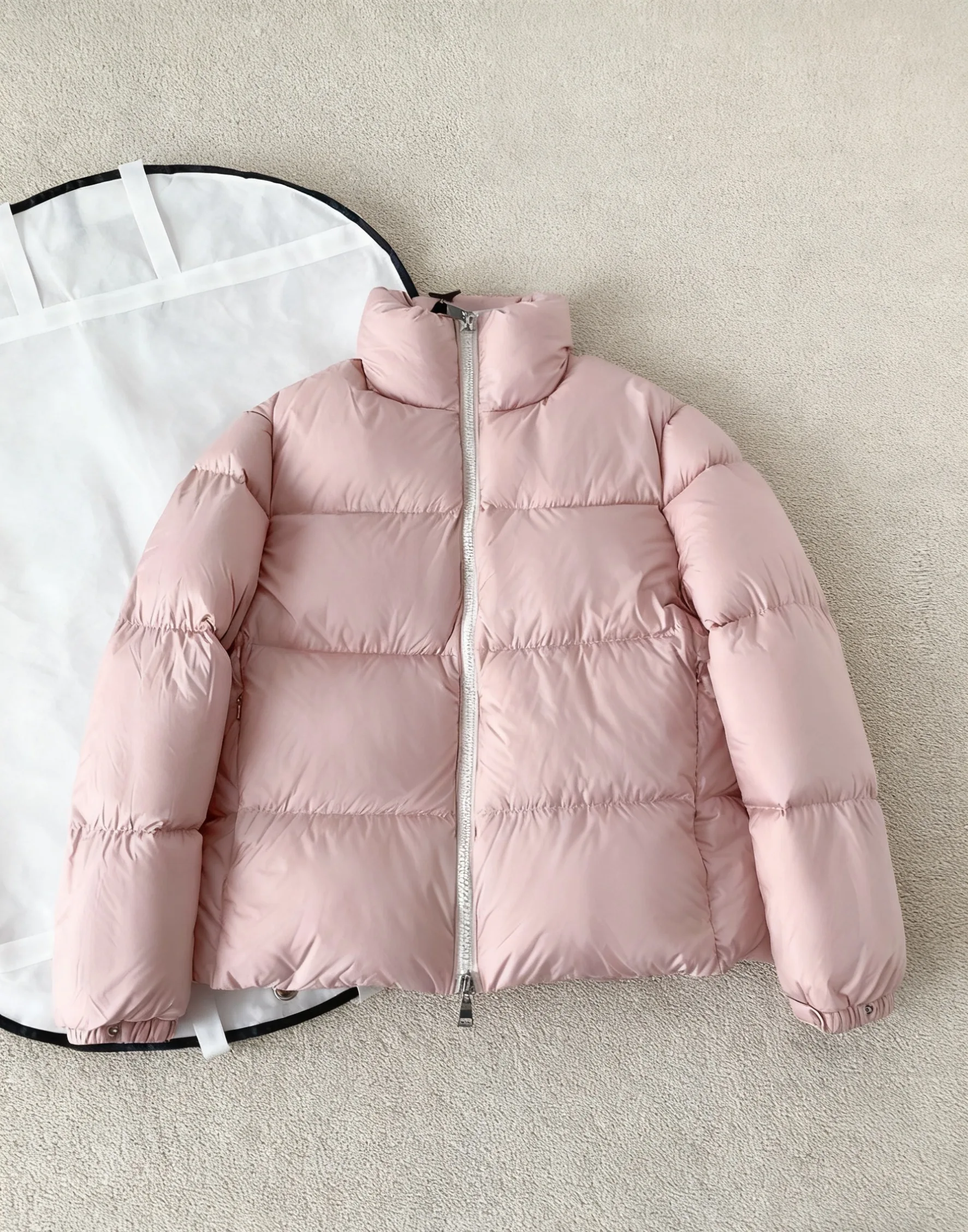 

2025 New Winter Pink Puffer Jacket Women's Stand Collar Warm Quilted Coat Fashion Lightweight Short Down Jacket
