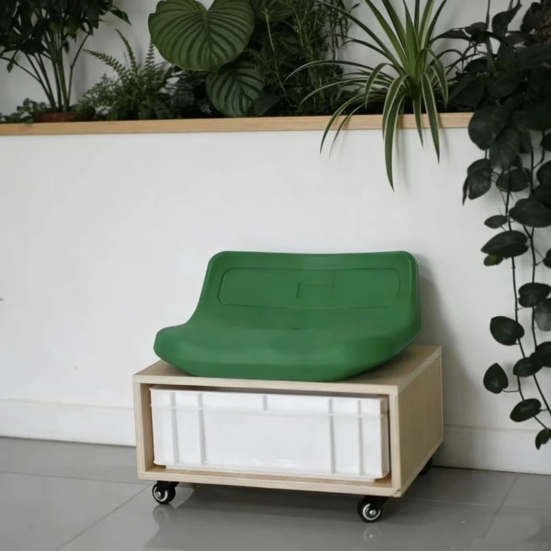 Removable turtle stool, creative furniture, pure solid wood stool