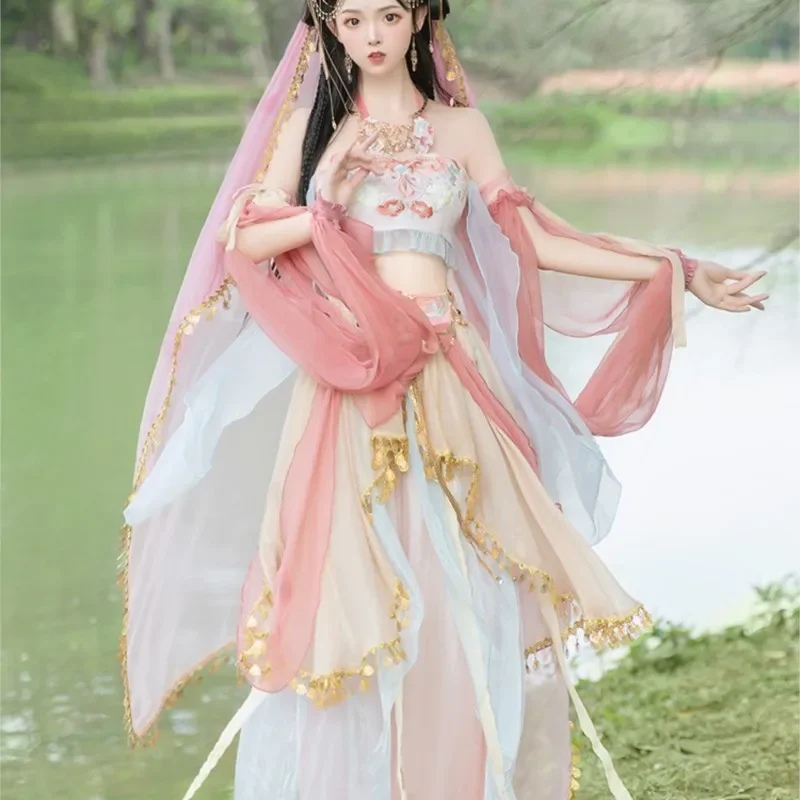 زي دونهوانغ أبسارا هانفو النسائي ، أداء رقص داي غريب ، صورة جديدة للمنطقة الغربية من Xishuangbanna