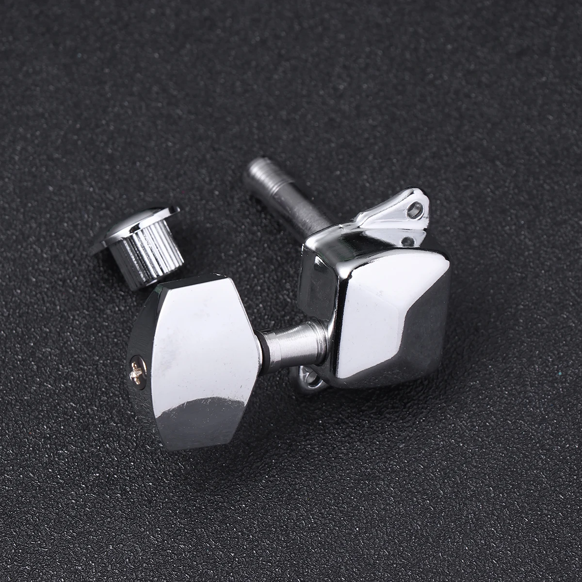 

6pcs Mini Square Head Semi-closed Vintage Style Guitar Machine Heads 6R Tuning Pegs for Guitar Bass (Silver)