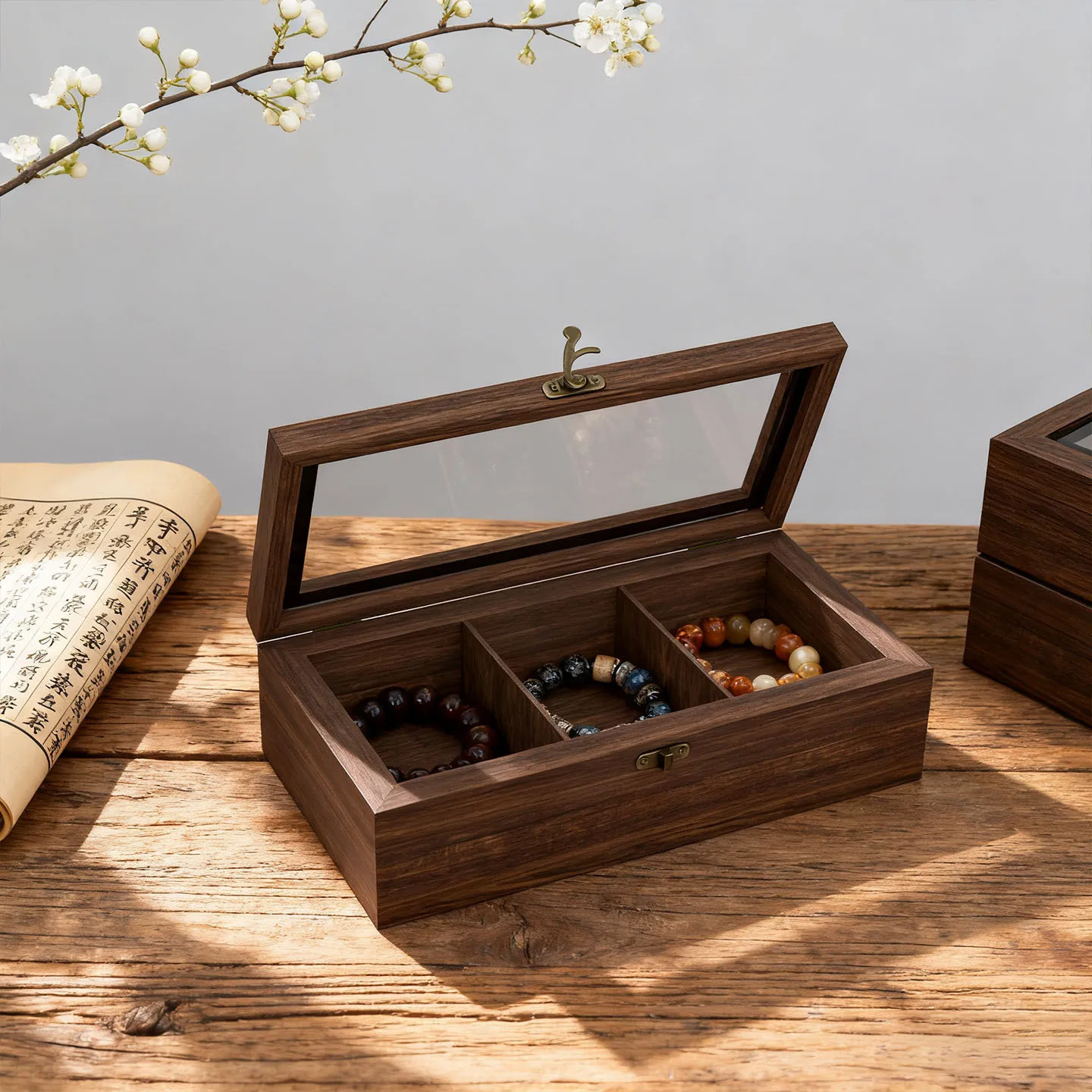 Solid Wood Flip‑Top Jewelry Storage Box, Dust‑Proof Display Case with Transparent Compartments for Necklaces & String Ornaments