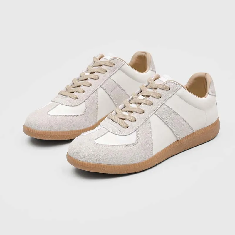 New Men Low-top Casual Shoes White Color Retro Men Fashionable Popular Shoes Outdoor Lightweight Sports Shoes Sizes 38-46